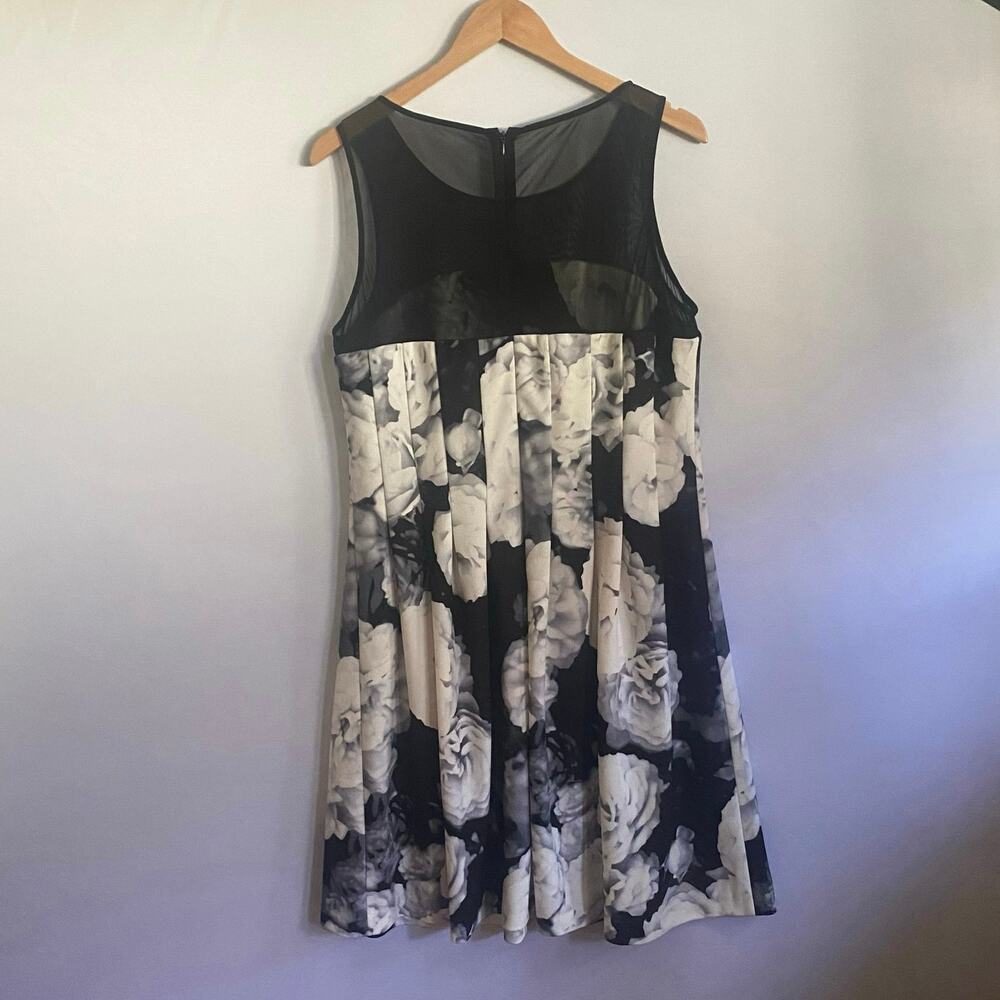 Calvin Klein Floral Mesh Yoke Shift Dress Black White 16 Corporate Cocktail - Picture 9 of 17